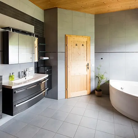 Holiday home W & S Executive - Ii *