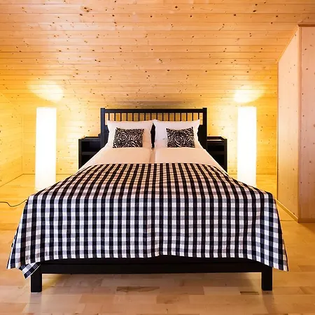 Дом отдыха W & S Executive - Ii *